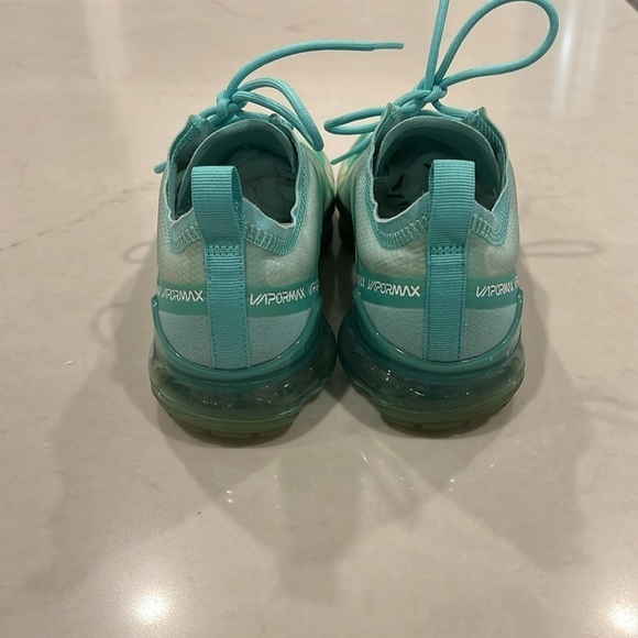 Nike Air Vapormax, women 2019, teal tint, size 8.5 - Picture 4 of 6